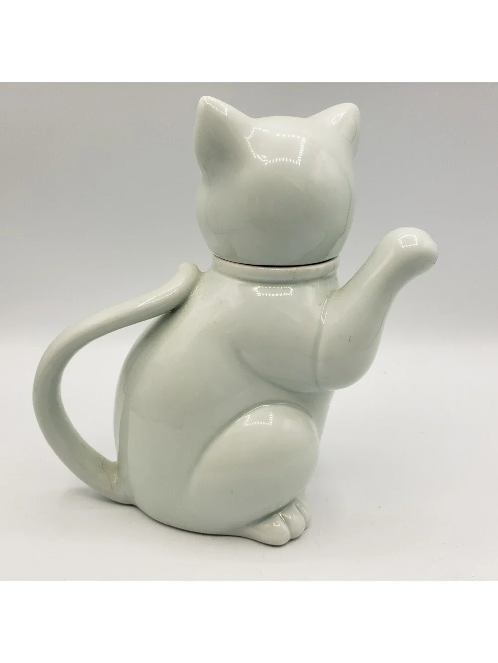 Takahashi Kitty Cat Porcelain Teapot Light Celadon Green Kitten